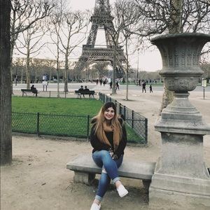 Meet your Posher, Rocio